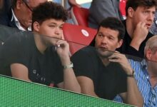 Er war sportlich interessiert, verfolgte jedoch keine professionelle Karriere im Fußball wie sein Vater.